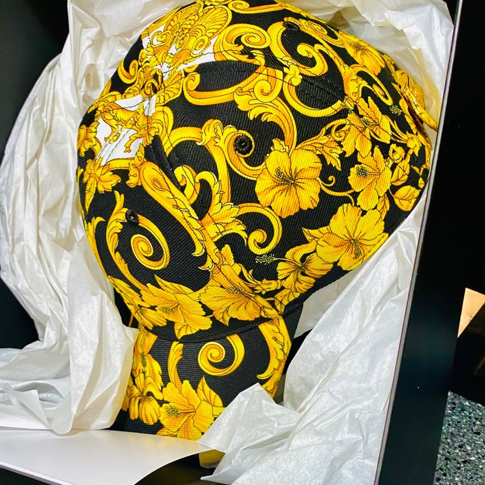 Versace Unisex Barocco Hibiscus Print Hat - Picture 6 of 13